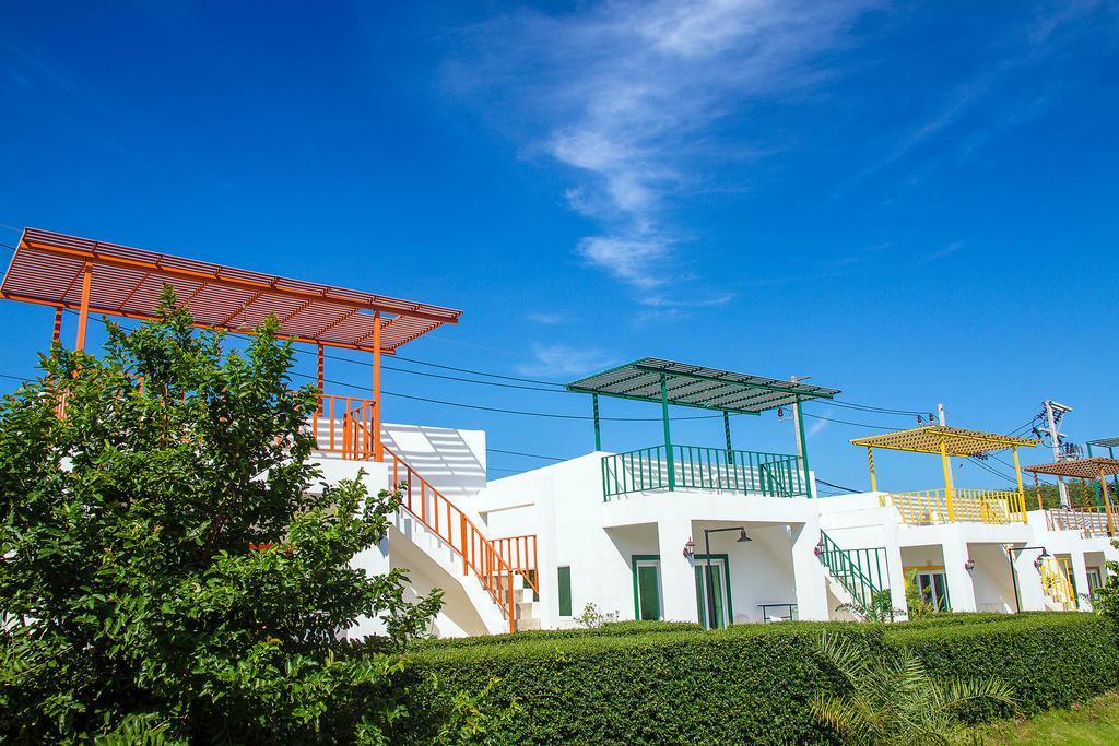 Keereelay Hotel Koh Lanta Bagian luar foto