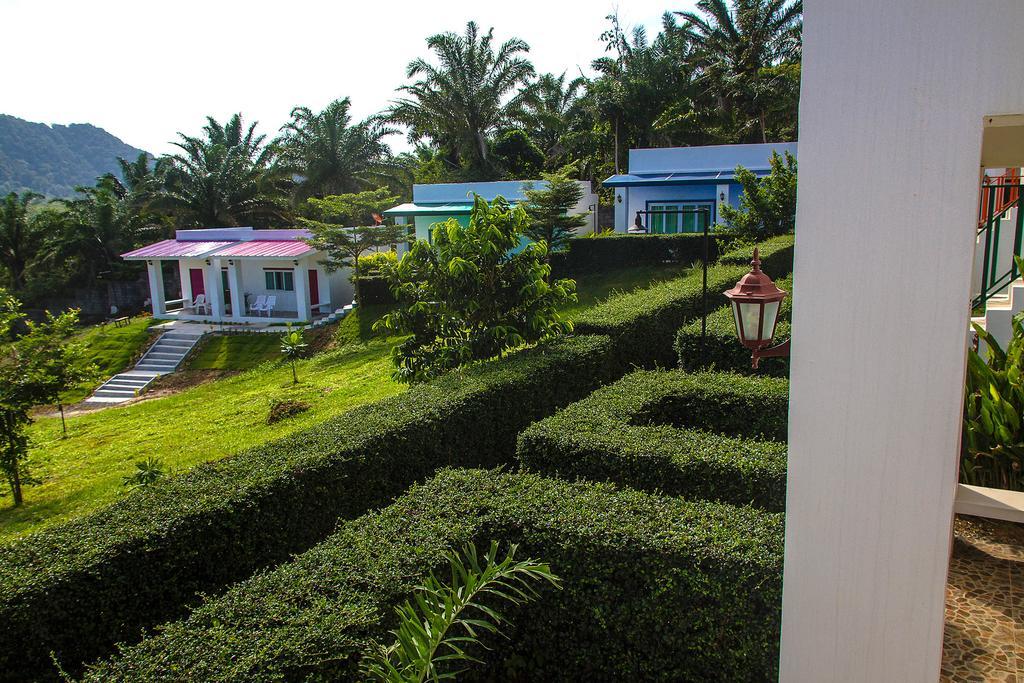 Keereelay Hotel Koh Lanta Bagian luar foto
