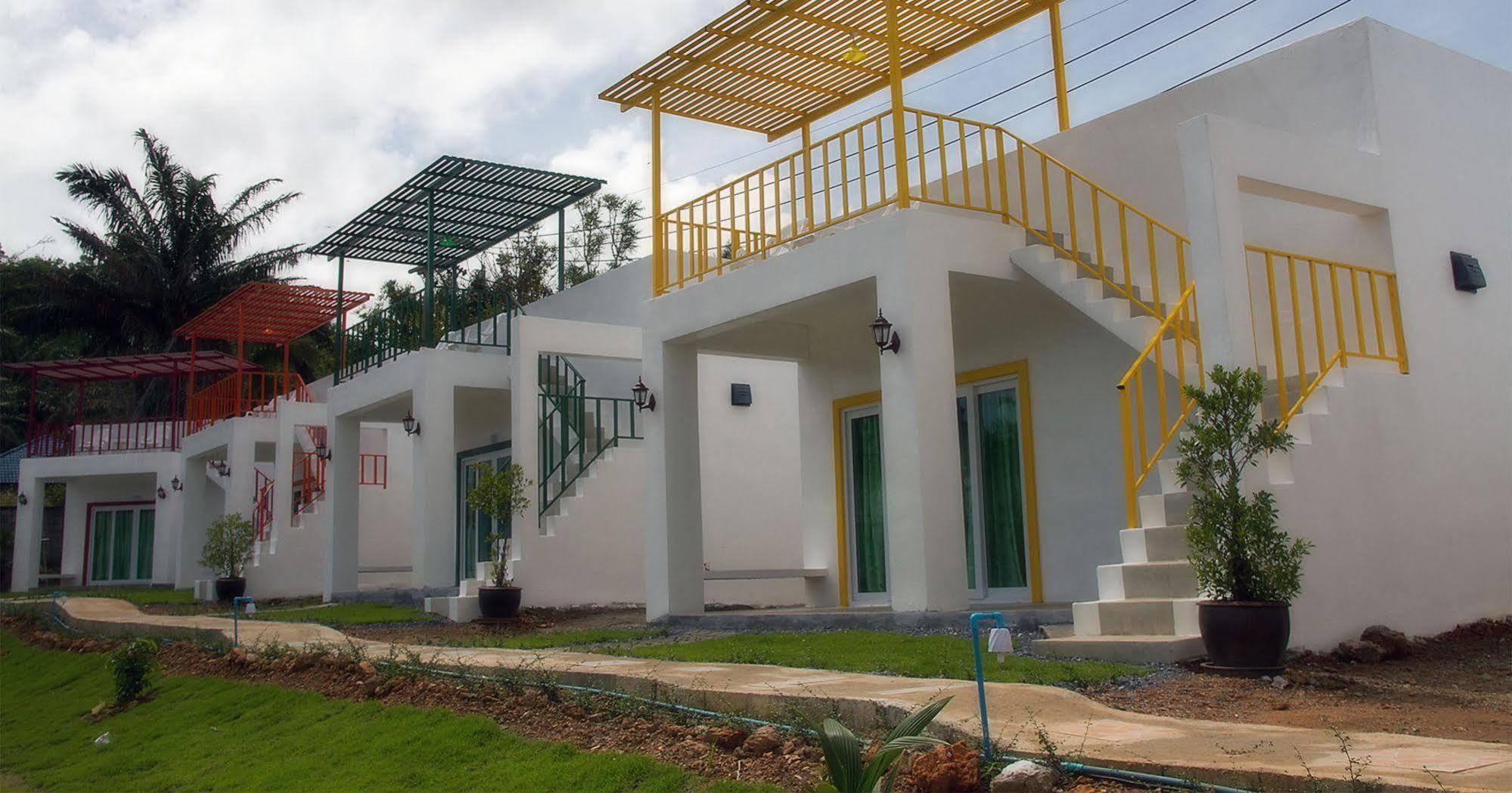 Keereelay Hotel Koh Lanta Bagian luar foto